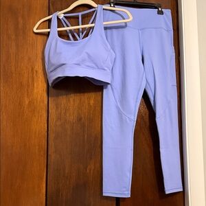 Women's Light Purple Leggings and Top Set